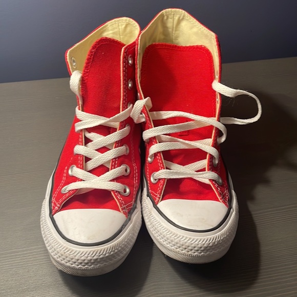Red Converse - Picture 3 of 4